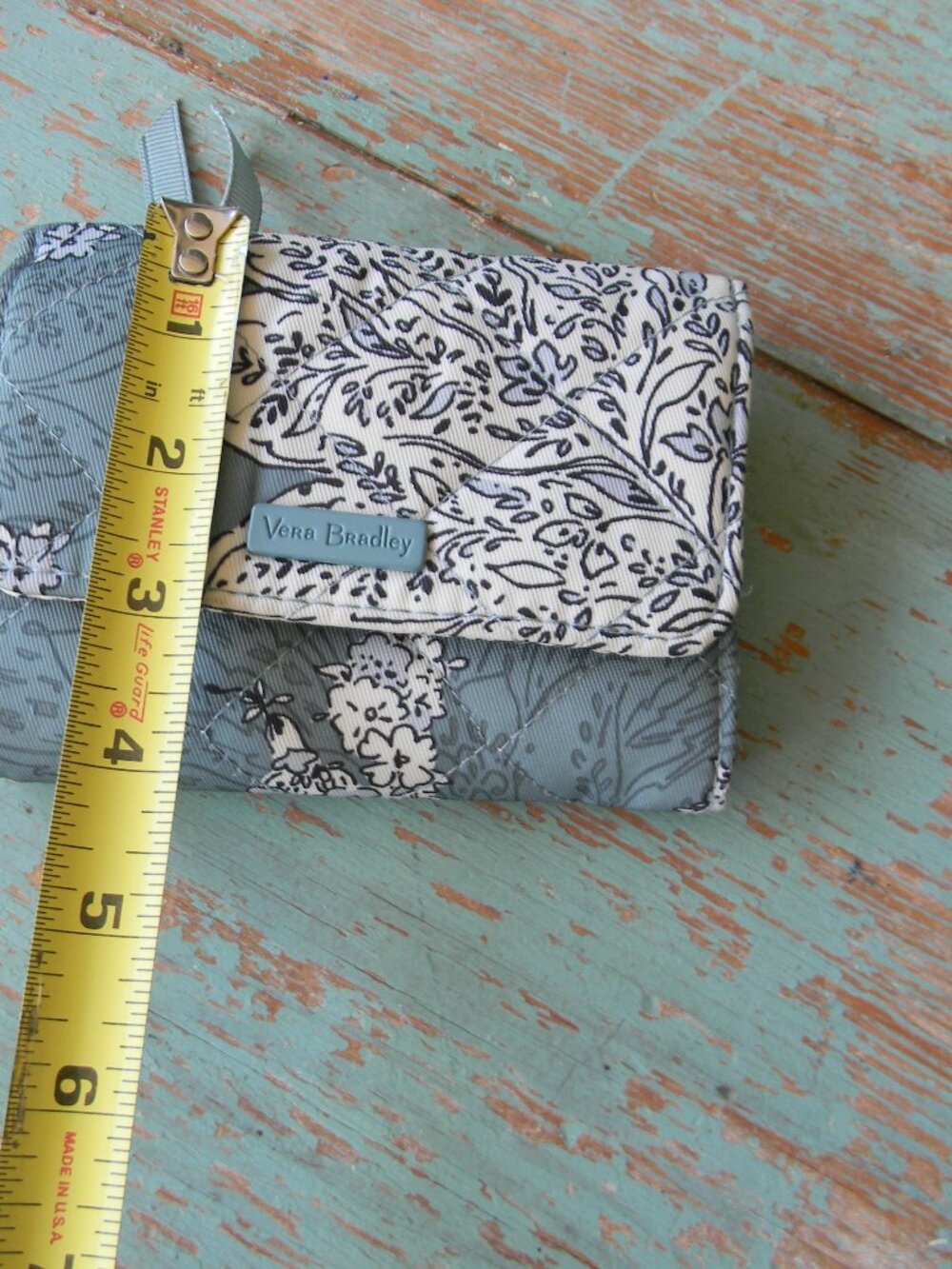 Vera Bradley TIGER LILY SMALL COMPACT RFID TRIFOLD WALLET - Picture 2 of 8